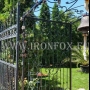Arco di fiori in ferro battuto