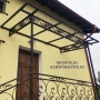Capannone in ferro battuto